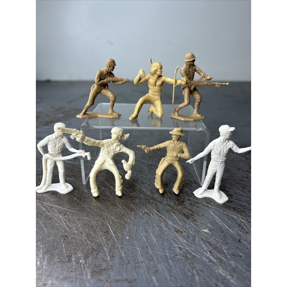 Vintage Marx Cowboys Indians Toy Soldier Gas Station Crew Figures‎ 1950s Playset